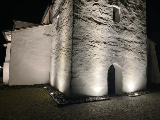 Beleuchtung der Kreuzkirche in Wiedenest