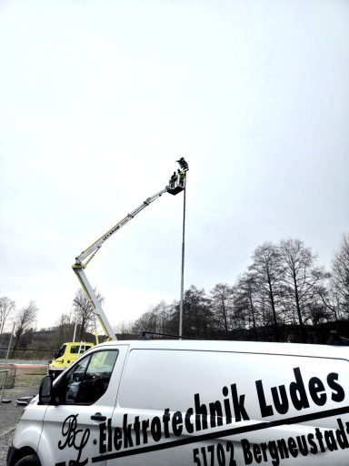 Mit dem Steiger hoch hinauf